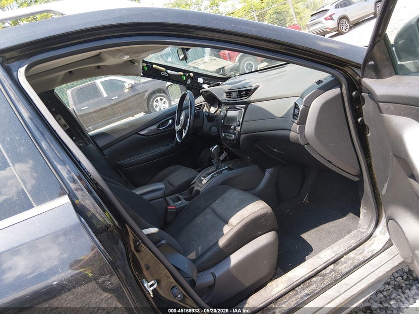2019 Nissan Rogue VIN JN8AT2MV7KW391665 IAAI salvage auction — FRONT END, Salvage (West Virginia), sold $3,950 on 2026-07-29 (photo 5)