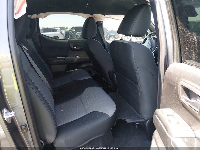2021 Toyota Tacoma VIN 5TFCZ5ANXMX254449 IAAI salvage auction — ROLLOVER, Salvage (North Carolina), sold $8,700 on 2026-07-29 (photo 8)