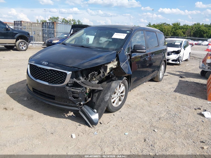 2018 Kia SEDONA VIN KNDMB5C17J6348549 IAAI salvage auction — LEFT FRONT, Salvage (Tennessee), sold $25 on 2026-07-30 (photo 2)