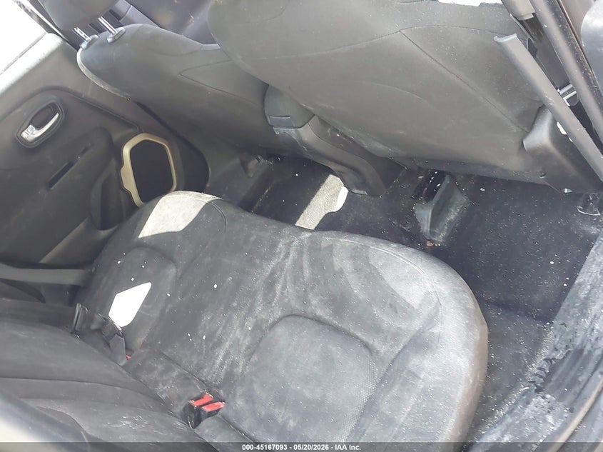2017 Jeep Renegade VIN ZACCJBAB5HPE87191 IAAI salvage auction — ROLLOVER, Salvage Title, sold $525 on 2026-08-04 (photo 8)