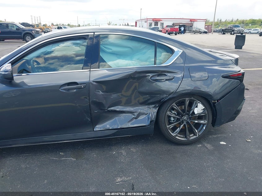 2025 Lexus Is VIN JTHBA1D24S5135879 IAAI salvage auction — LEFT SIDE, Rebuildable (Florida), sold $17,700 on 2026-07-30 (photo 6)