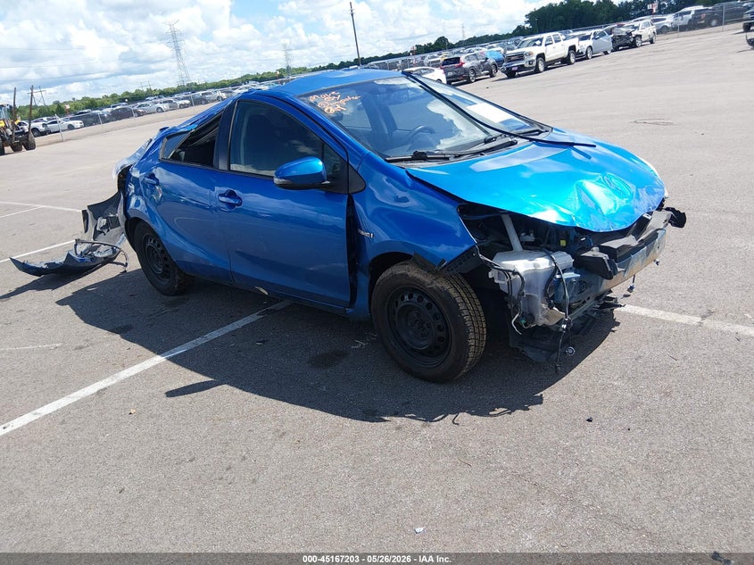 2014 Toyota Prius c VIN JTDKDTB3XE1568103 IAAI salvage auction — ROLLOVER, Salvage Title, sold $150 on 2026-07-21 (photo 1)