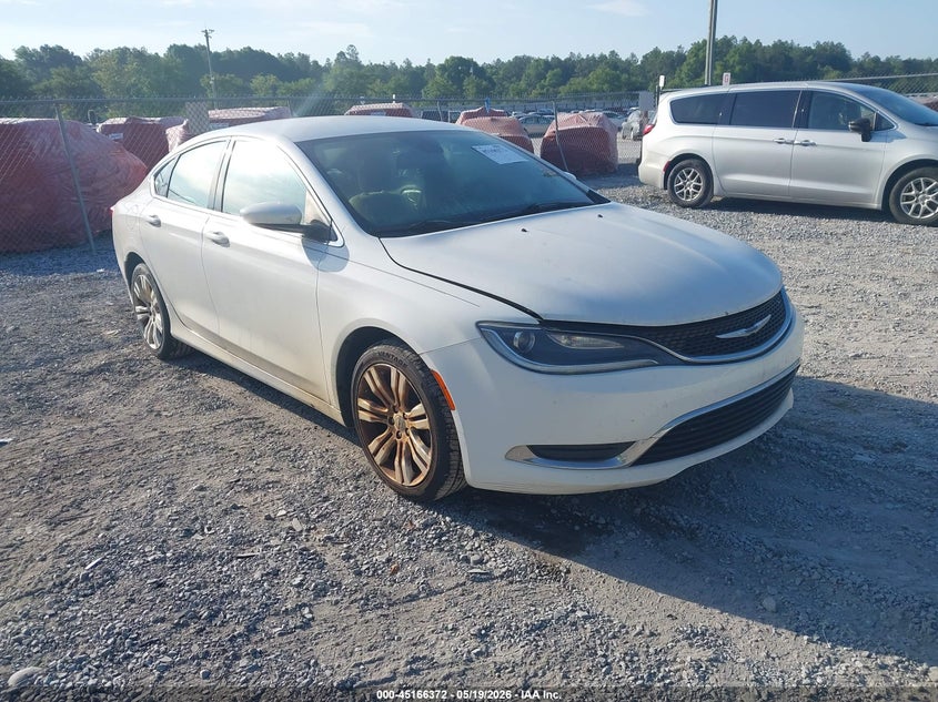 2015 Chrysler 200 VIN 1C3CCCAB7FN597850 IAAI salvage auction — NORMAL WEAR, Clear (Florida), sold $350 on 2026-07-09 (photo 1)