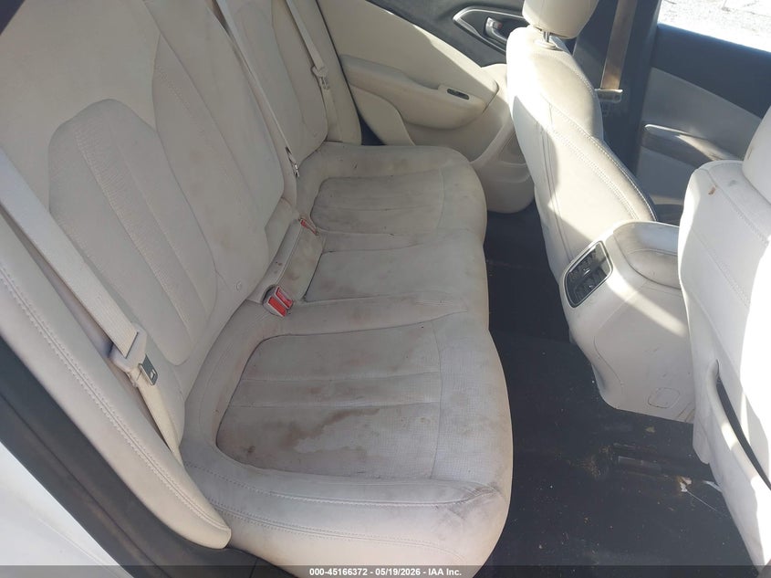 2015 Chrysler 200 VIN 1C3CCCAB7FN597850 IAAI salvage auction — NORMAL WEAR, Clear (Florida), sold $350 on 2026-07-09 (photo 8)