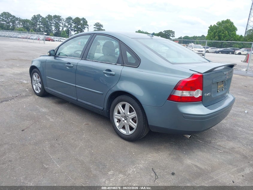 2005 Volvo S40 VIN YV1MS682352049445 IAAI salvage auction — NORMAL WEAR, Repossession Paperwork (Georgia), sold $300 on 2026-07-15 (photo 3)