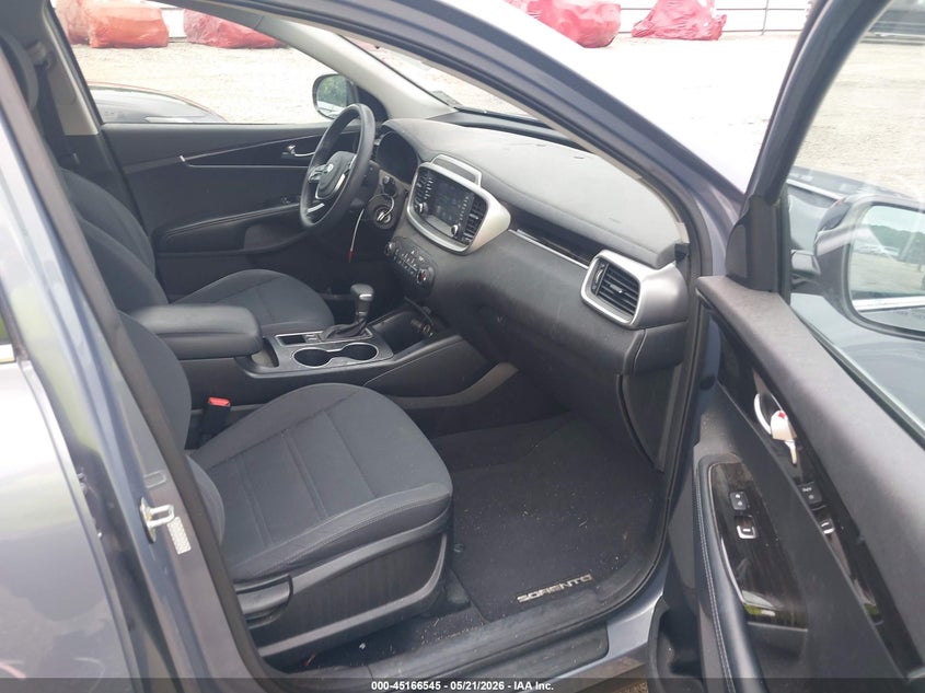 2019 Kia Sorento VIN 5XYPG4A32KG610988 IAAI salvage auction — NORMAL WEAR, Clear (Louisiana), sold $2,900 on 2026-07-17 (photo 5)