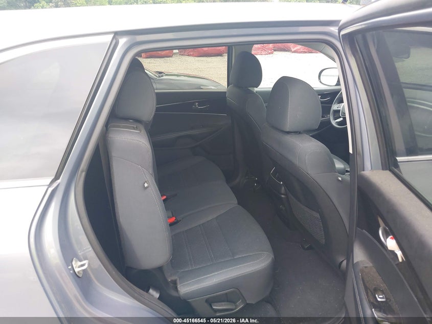 2019 Kia Sorento VIN 5XYPG4A32KG610988 IAAI salvage auction — NORMAL WEAR, Clear (Louisiana), sold $2,900 on 2026-07-17 (photo 8)