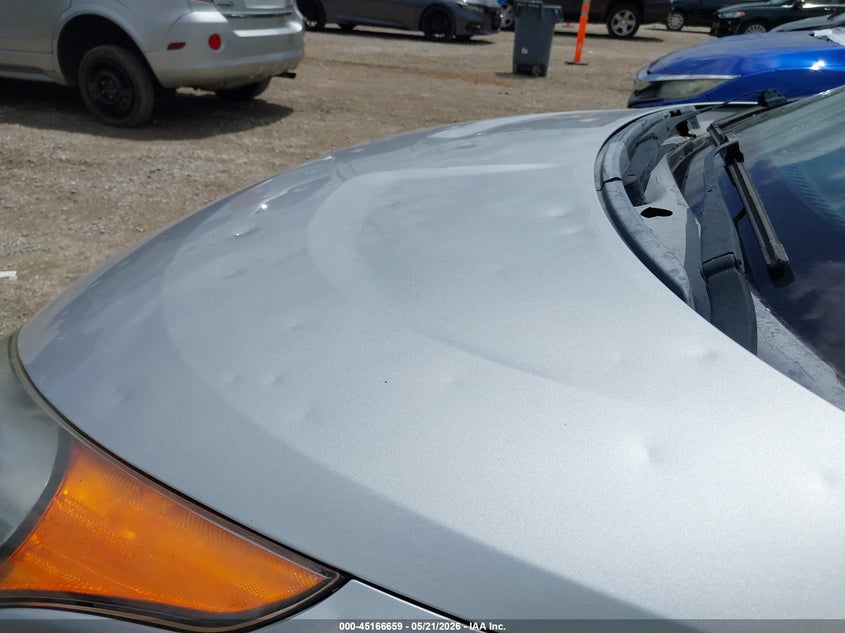 2016 Hyundai Veloster VIN KMHTC6AD1GU258325 IAAI salvage auction — HAIL, Clear (Missouri), sold $1,350 on 2026-07-06 (photo 6)