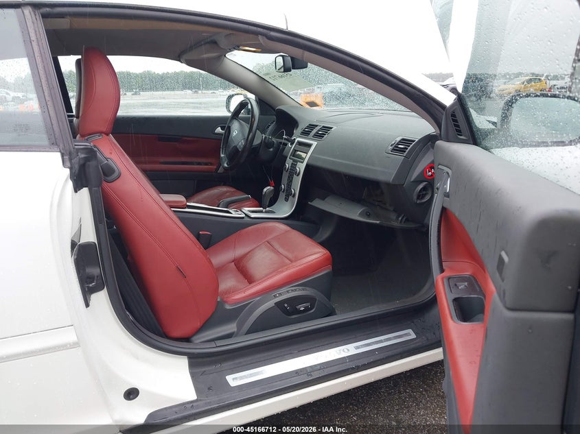 2011 Volvo C70 VIN YV1672MC5BJ115576 IAAI salvage auction — FRONT END, Clear (Virginia), sold $1,750 on 2026-08-07 (photo 5)