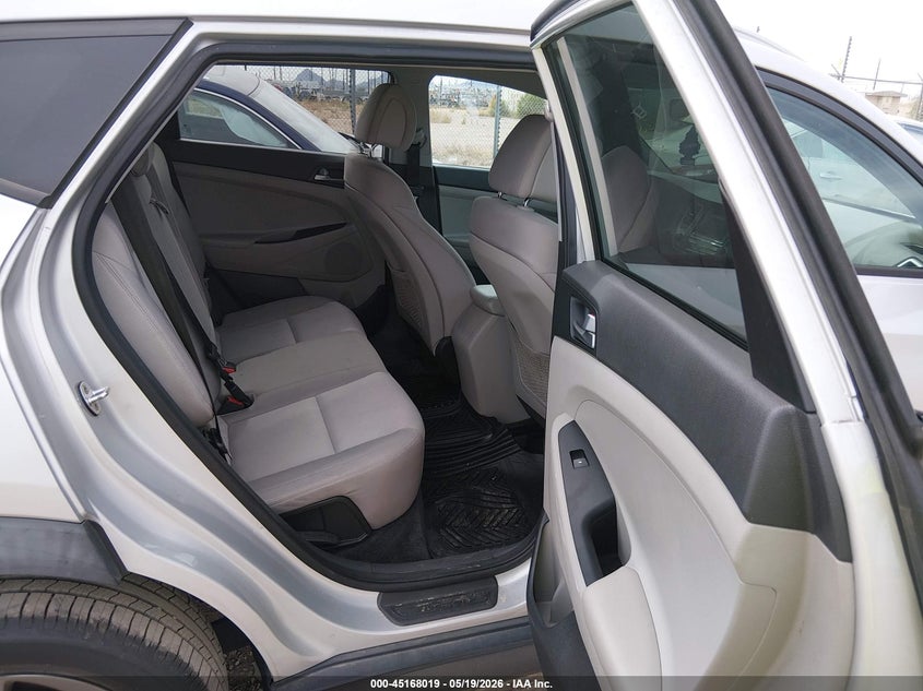2016 Hyundai Tucson VIN KM8J33A4XGU090223 IAAI salvage auction — RIGHT FRONT, Salvage (California), sold $1,350 on 2026-07-30 (photo 8)
