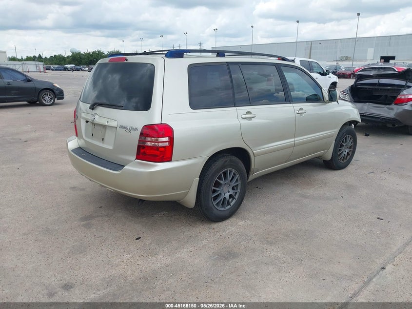 2002 Toyota Highlander VIN JTEGD21A820021313 IAAI salvage auction — SIDE, Original (Texas), sold $1,750 on 2026-07-29 (photo 4)