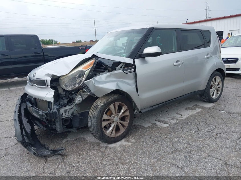 2015 Kia Soul VIN KNDJP3A55F7781688 IAAI salvage auction — LEFT FRONT, Salvage (Missouri), sold $250 on 2026-07-13 (photo 2)