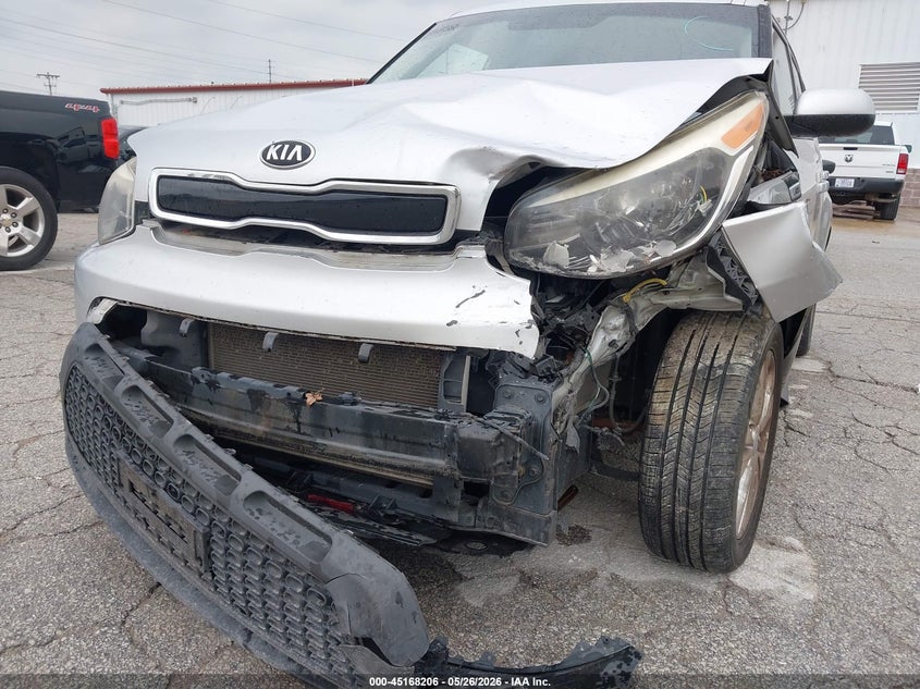 2015 Kia Soul VIN KNDJP3A55F7781688 IAAI salvage auction — LEFT FRONT, Salvage (Missouri), sold $250 on 2026-07-13 (photo 6)