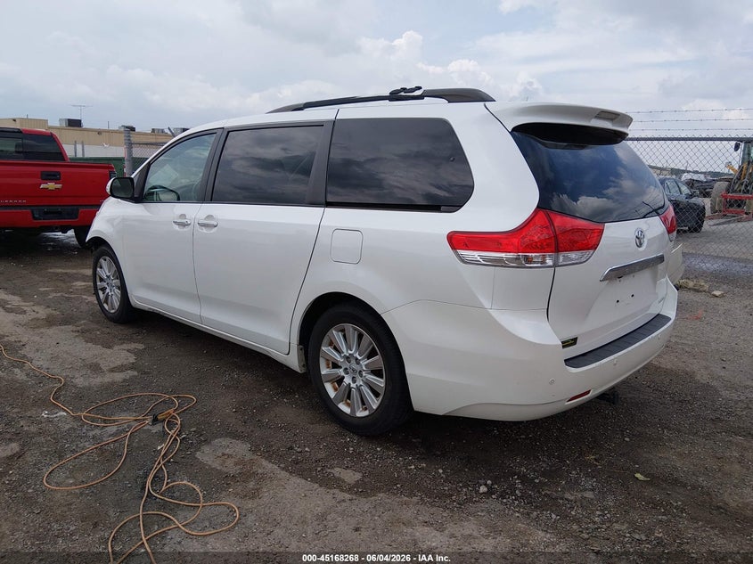 2013 Toyota Sienna VIN 5TDYK3DC2DS338022 IAAI salvage auction — FRONT END, Salvage Title, sold $2,400 on 2026-07-17 (photo 3)