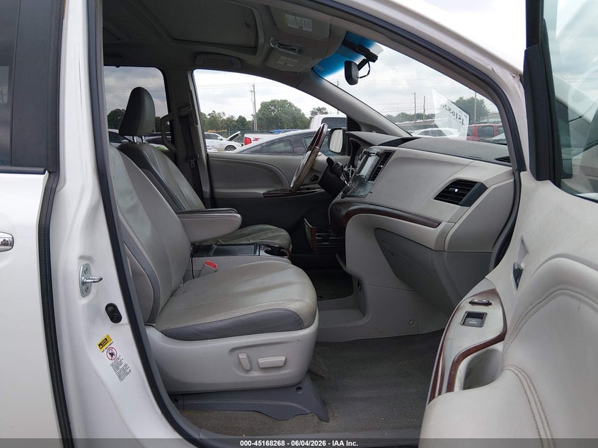 2013 Toyota Sienna VIN 5TDYK3DC2DS338022 IAAI salvage auction — FRONT END, Salvage Title, sold $2,400 on 2026-07-17 (photo 5)