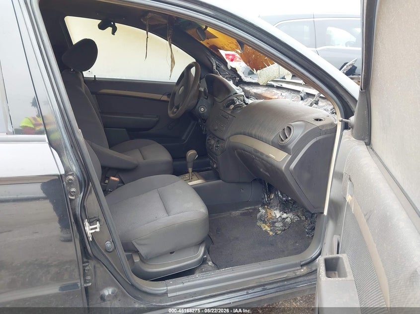 2008 Chevrolet Aveo VIN KL1TD56658B240016 IAAI salvage auction — ENGINE BURN, Junk (Missouri), sold $150 on 2026-07-07 (photo 5)