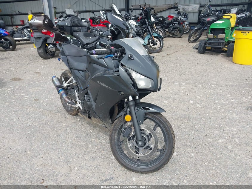 2015 Honda Cbr VIN MLHNC5100F5100777 IAAI salvage auction — FRONT END, Salvage (Massachusetts), sold $400 on 2026-07-15 (photo 1)