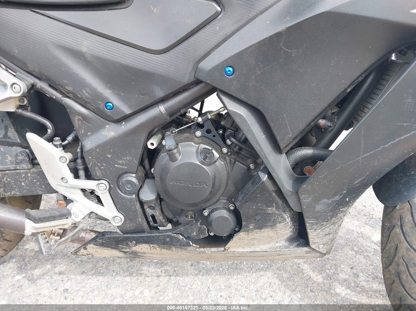 2015 Honda Cbr VIN MLHNC5100F5100777 IAAI salvage auction — FRONT END, Salvage (Massachusetts), sold $400 on 2026-07-15 (photo 8)