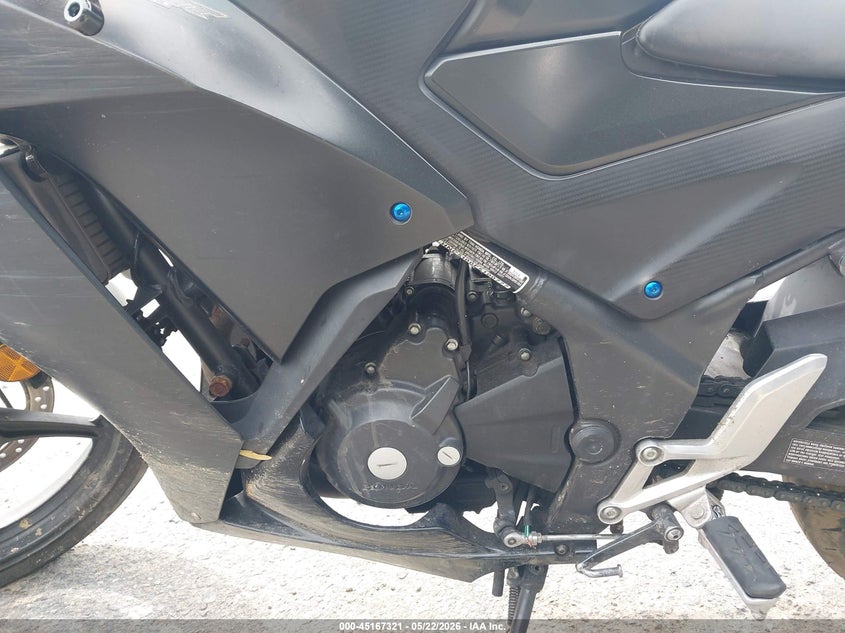 2015 Honda Cbr VIN MLHNC5100F5100777 IAAI salvage auction — FRONT END, Salvage (Massachusetts), sold $400 on 2026-07-15 (photo 9)