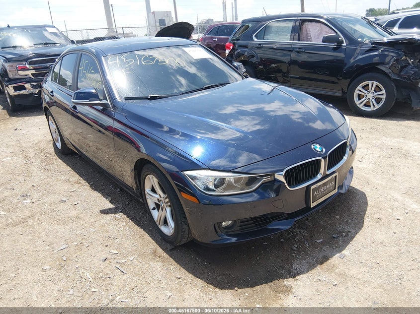 2014 BMW 3er VIN WBA3B5C50EP652057 IAAI salvage auction — SIDE, Clear (Indiana), sold $2,500 on 2026-07-22 (photo 1)