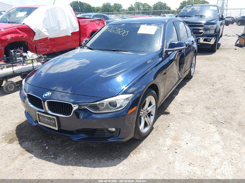 2014 BMW 3er VIN WBA3B5C50EP652057 IAAI salvage auction — SIDE, Clear (Indiana), sold $2,500 on 2026-07-22 (photo 2)