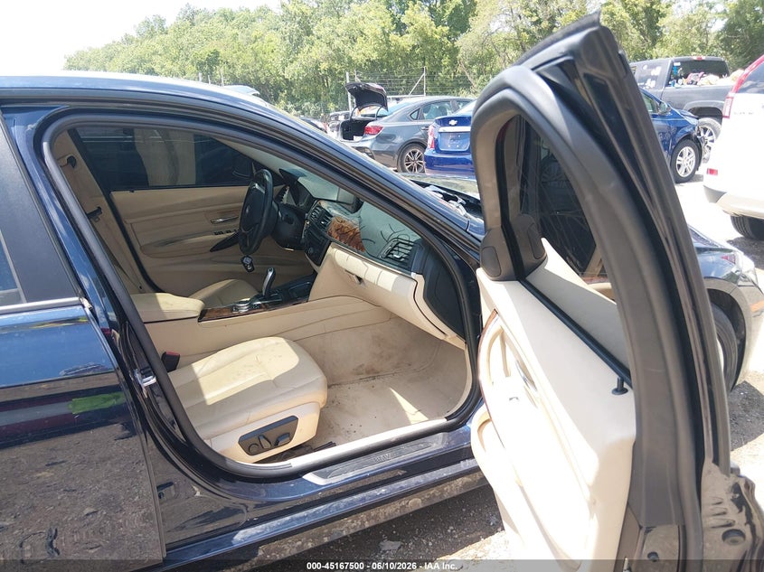 2014 BMW 3er VIN WBA3B5C50EP652057 IAAI salvage auction — SIDE, Clear (Indiana), sold $2,500 on 2026-07-22 (photo 5)