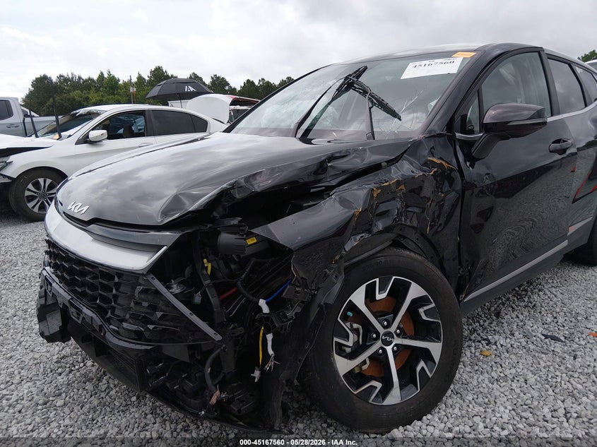 2024 Kia Sportage VIN 5XYK33DF1RG215183 IAAI salvage auction — FRONT & REAR, Salvage Title, sold $4,550 on 2026-07-16 (photo 6)