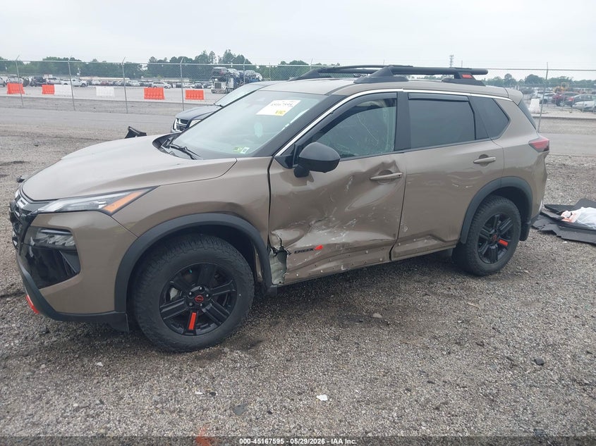 2025 Nissan Rogue VIN 5N1BT3BB7SC781872 IAAI salvage auction — LEFT SIDE, Salvage (South Carolina), sold $8,200 on 2026-07-29 (photo 2)