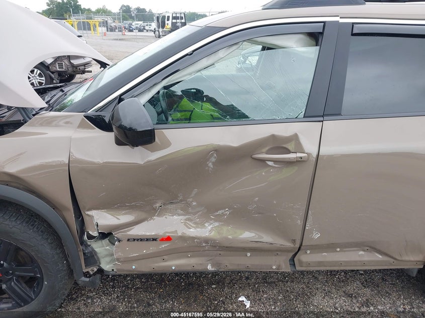 2025 Nissan Rogue VIN 5N1BT3BB7SC781872 IAAI salvage auction — LEFT SIDE, Salvage (South Carolina), sold $8,200 on 2026-07-29 (photo 6)