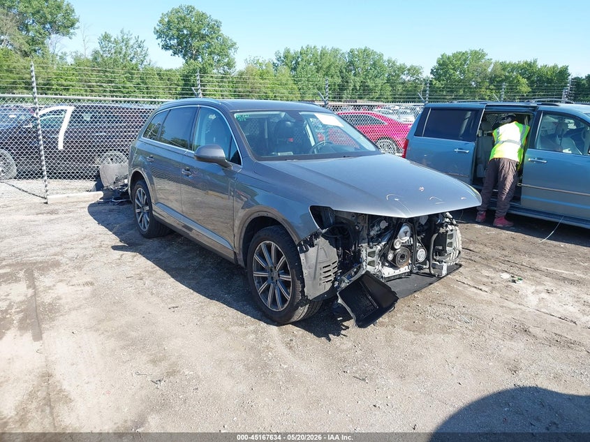 2018 Audi Q7 VIN WA1VAAF72JD026116 IAAI salvage auction — FRONT END, Salvage (Iowa), sold $7,050 on 2026-07-06 (photo 1)