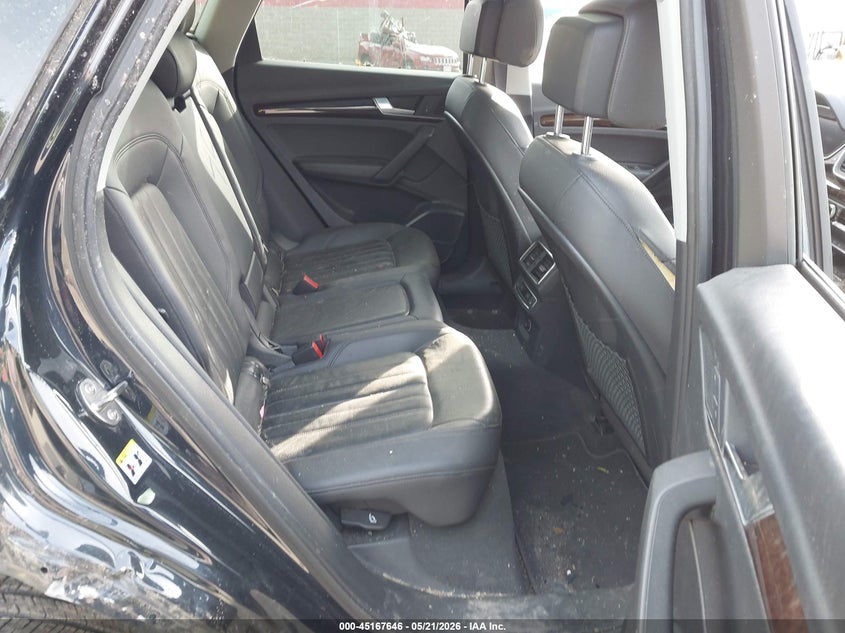 2018 Audi Q5 VIN WA1BNAFYXJ2210666 IAAI salvage auction — ROLLOVER, Salvage (Massachusetts), sold $50 on 2026-07-27 (photo 8)