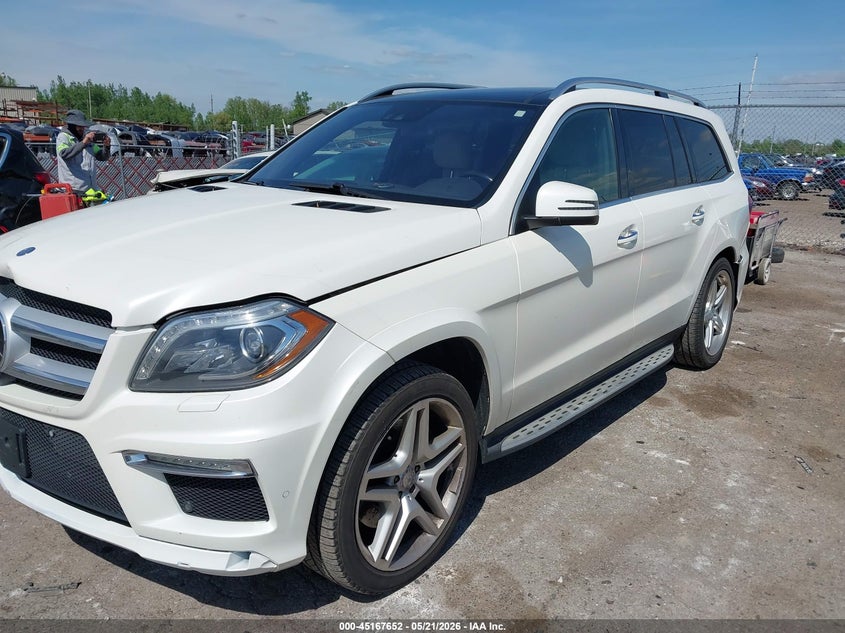 2015 Mercedes-benz Gl-klasse VIN 4JGDF7DE5FA521597 IAAI salvage auction — FRONT END, Clear (Michigan), sold $2,600 on 2026-07-09 (photo 2)