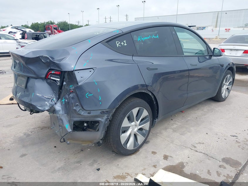 2022 Tesla Model y VIN 7SAYGDEE9NF385306 IAAI salvage auction — REAR END, Original (Texas), sold $9,200 on 2026-07-30 (photo 4)