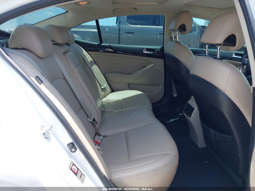 2014 Kia Cadenza VIN KNALN4D79E5167350 IAAI salvage auction — FRONT & REAR, Salvage (Texas), sold $875 on 2026-08-01 (photo 8)