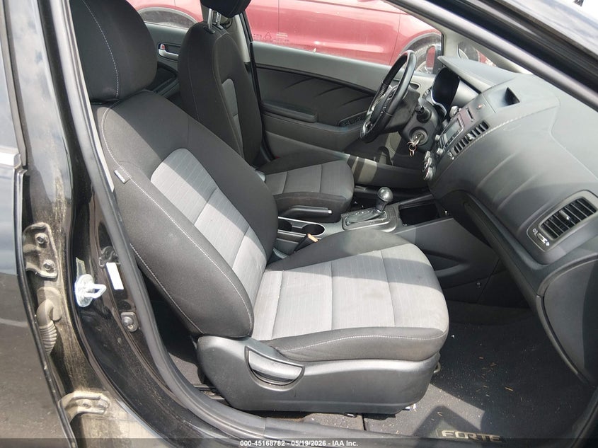 2014 Kia Forte VIN KNAFX4A84E5166840 IAAI salvage auction — NORMAL WEAR, Bill Of Sale (Tennessee), sold $400 on 2026-07-14 (photo 5)