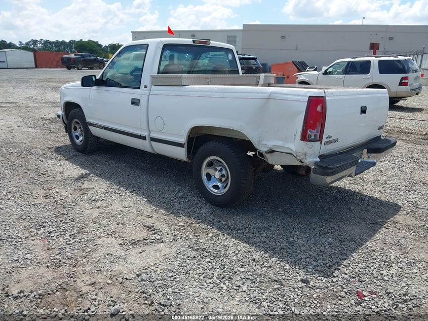 1998 Gmc Sierra 1500 VIN 1GTEC14M7WZ529403 IAAI salvage auction — SIDE, Salvage (Georgia), sold $2,800 on 2026-07-09 (photo 3)