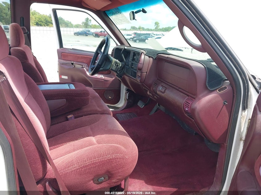 1998 Gmc Sierra 1500 VIN 1GTEC14M7WZ529403 IAAI salvage auction — SIDE, Salvage (Georgia), sold $2,800 on 2026-07-09 (photo 5)