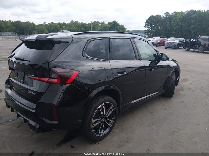 2024 BMW X1 VIN WBX13EF03R5Y11844 IAAI salvage auction — LEFT FRONT, Salvage (North Carolina), sold $18,200 on 2026-07-31 (photo 4)