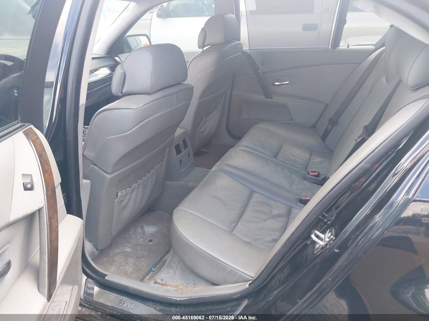 2004 BMW 5 series VIN WBANA73544B806594 IAAI salvage auction — RIGHT SIDE, Repossession Paperwork (Georgia), sold $500 on 2026-08-02 (photo 8)