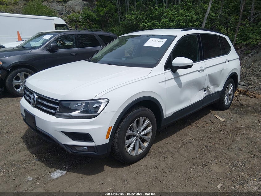 2018 Volkswagen Tiguan VIN 3VV1B7AX4JM028287 IAAI salvage auction — SIDE, Salvage (Massachusetts), sold $2,550 on 2026-07-09 (photo 2)