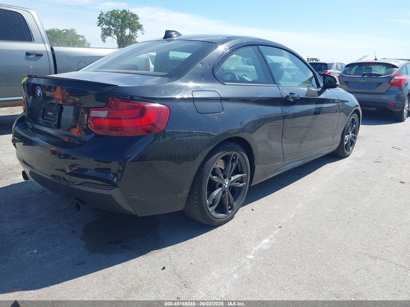 2016 BMW M2 VIN WBA1J9C53GV371564 IAAI salvage auction — HAIL, Salvage Title, sold $5,225 on 2026-07-21 (photo 4)