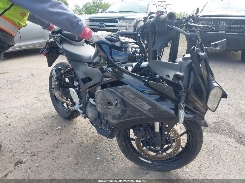 2026 Yamaha VIN MH3RH25E8TK006932 IAAI salvage auction — ALL OVER, Salvage (Minnesota), sold $100 on 2026-07-22 (photo 1)
