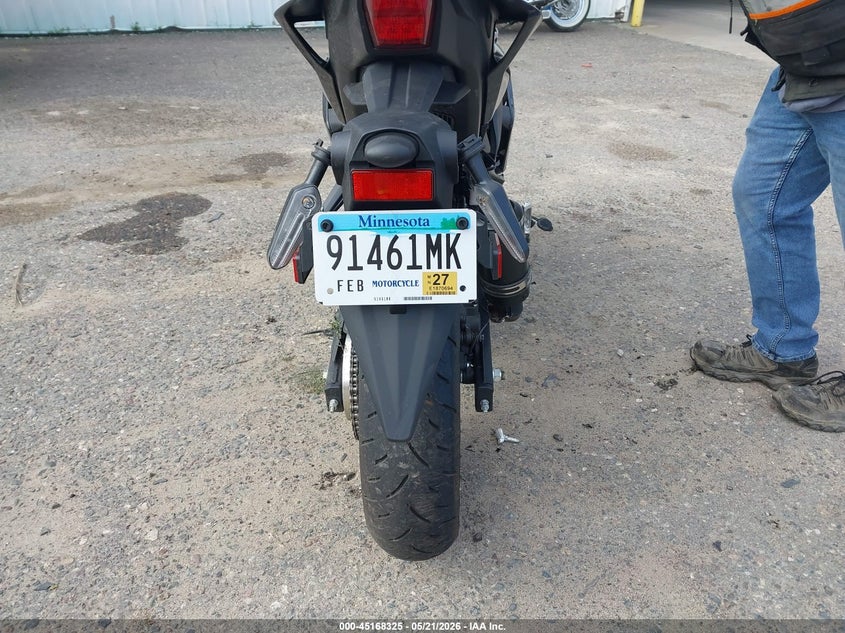 2026 Yamaha VIN MH3RH25E8TK006932 IAAI salvage auction — ALL OVER, Salvage (Minnesota), sold $100 on 2026-07-22 (photo 6)