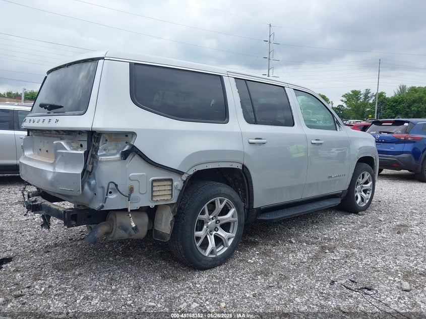 2022 Jeep Grand wagoneer VIN 1C4SJVBT4NS182646 IAAI salvage auction — HAIL, Salvage Title, sold $9,200 on 2026-08-14 (photo 4)
