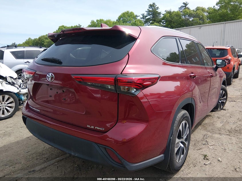 2022 Toyota Highlander VIN 5TDGZRBH9NS244519 IAAI salvage auction — FRONT END, Salvage (Massachusetts), sold $12,400 on 2026-07-21 (photo 4)
