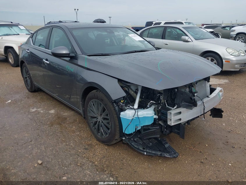 2025 Nissan Altima VIN 1N4BL4DV7SN420136 IAAI salvage auction — FRONT END, Original (Texas), sold $8,400 on 2026-07-29 (photo 1)