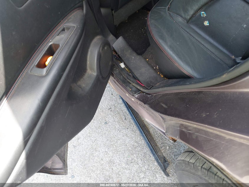 2009 Nissan Rogue VIN JN8AS58V59W443187 IAAI salvage auction — LEFT SIDE, Salvage (Illinois), sold $375 on 2026-07-15 (photo 6)