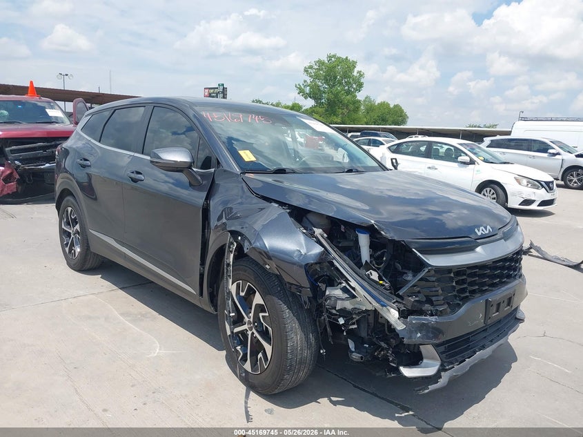 2024 Kia Sportage VIN 5XYK33DF6RG163761 IAAI salvage auction — LEFT & RIGHT, Original (Texas), sold $6,250 on 2026-07-29 (photo 1)