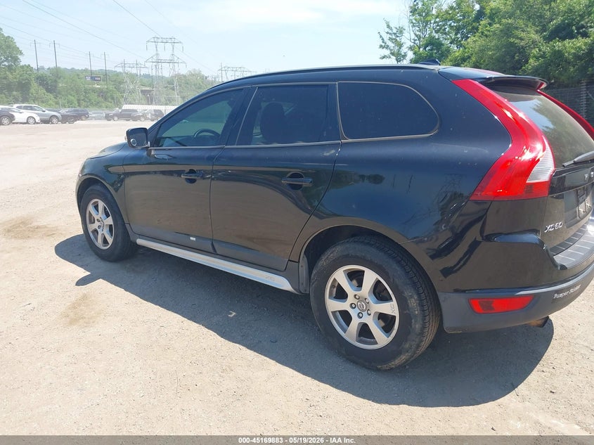 2010 Volvo Xc60 VIN YV4960DZ9A2052504 IAAI salvage auction — NORMAL WEAR, Salvage (Texas), sold $700 on 2026-07-17 (photo 3)