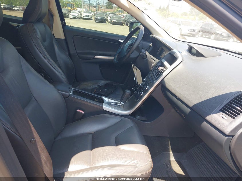 2010 Volvo Xc60 VIN YV4960DZ9A2052504 IAAI salvage auction — NORMAL WEAR, Salvage (Texas), sold $700 on 2026-07-17 (photo 5)